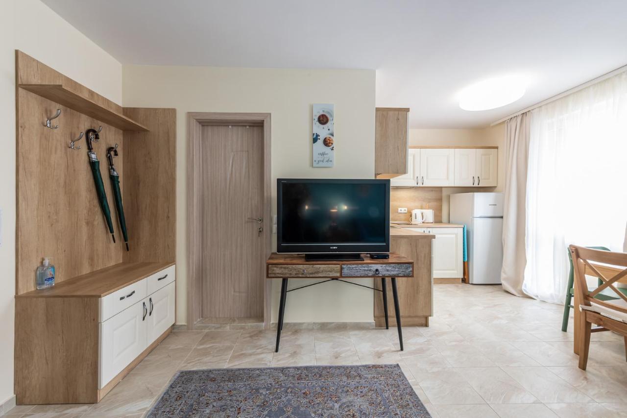 Turquoise Apartment Поморие Екстериор снимка