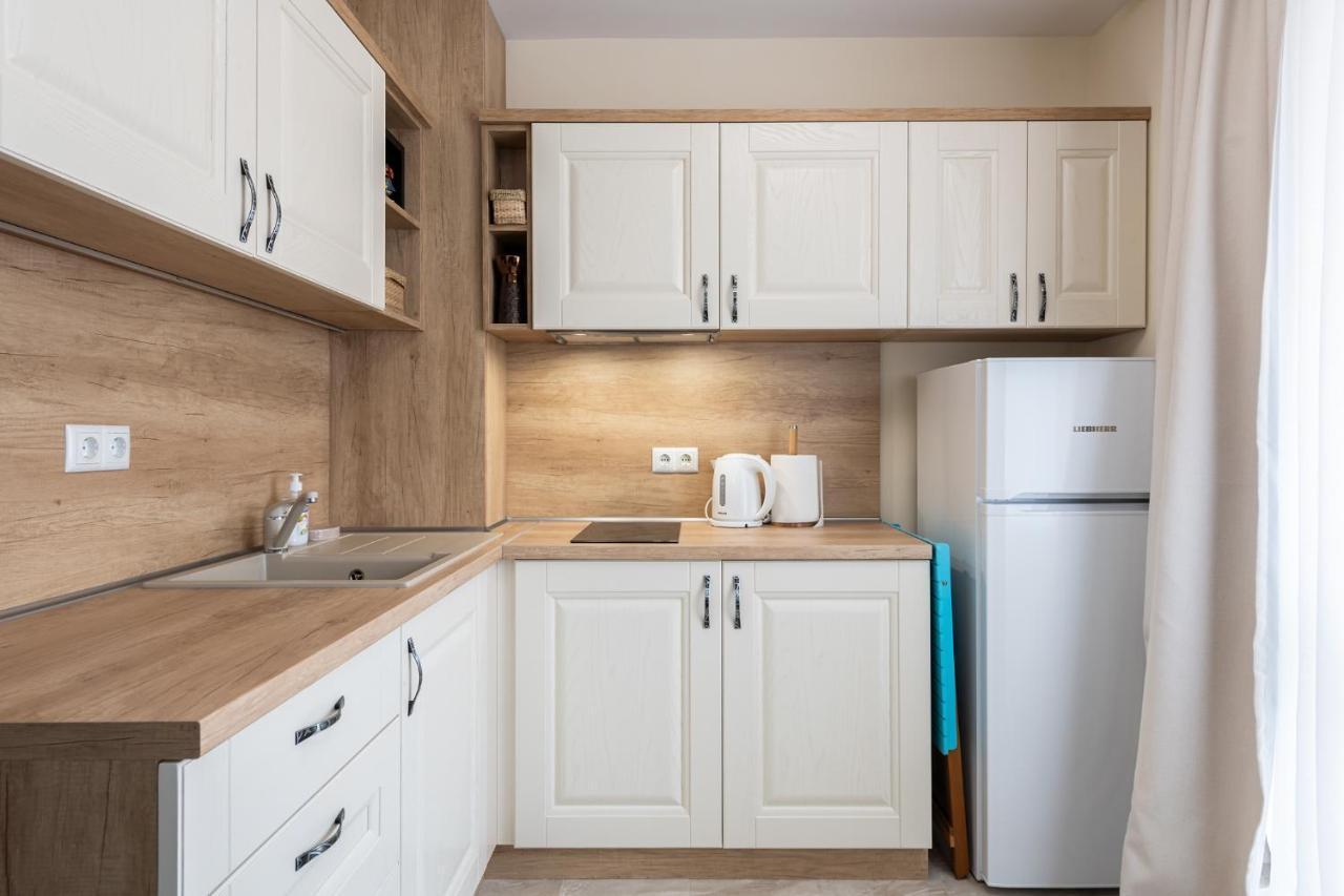 Turquoise Apartment Поморие Екстериор снимка