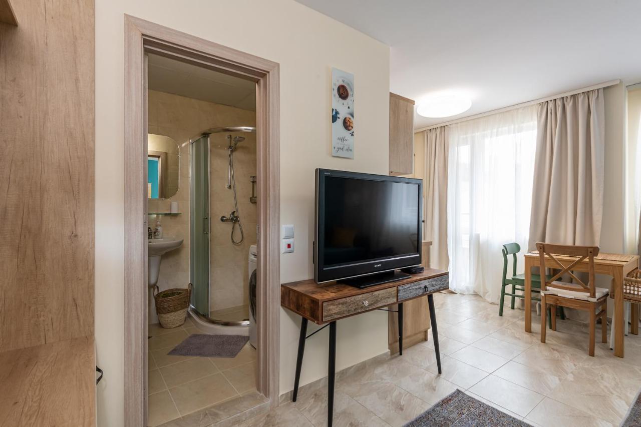 Turquoise Apartment Поморие Екстериор снимка