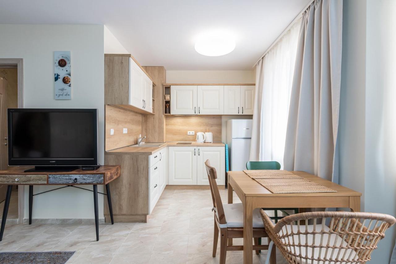 Turquoise Apartment Поморие Екстериор снимка